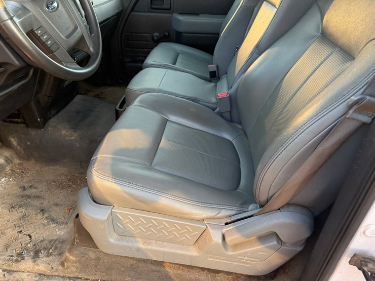 2014-ford-f150-xl-image-44