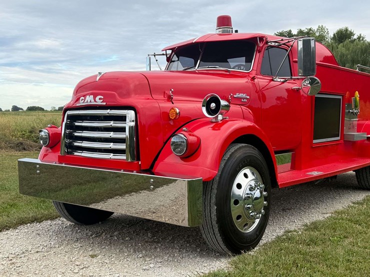 1953-gmc-630-event-truck-image-2