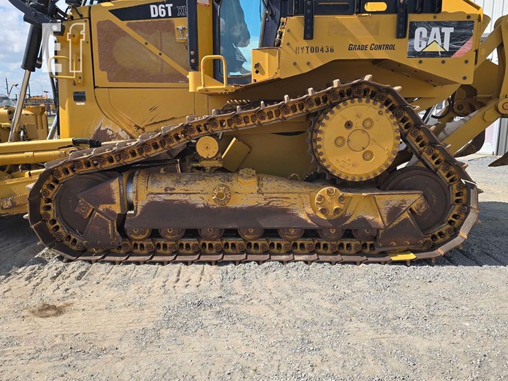 2019-caterpillar-d6t-xl-image-25
