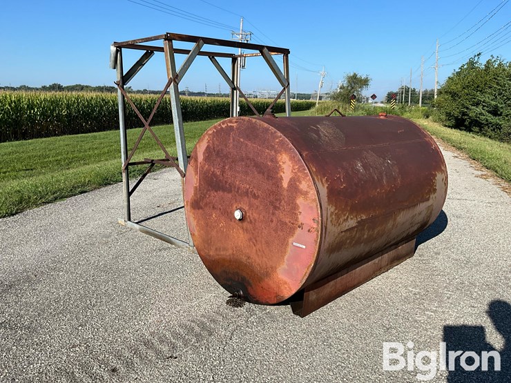575-gal-fuel-tank-w/stand-image-1