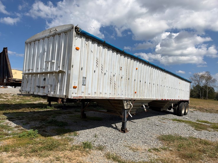 wilson-grain-trailer-image-1