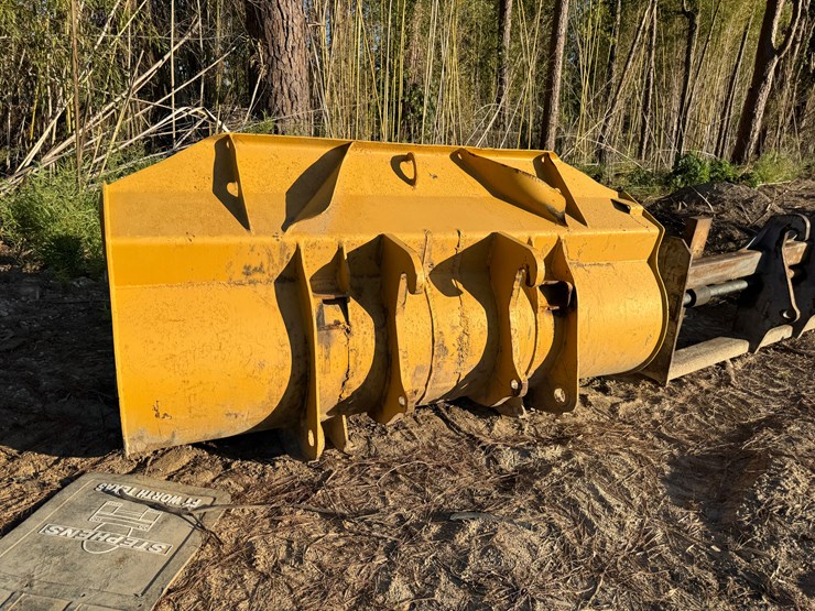 caterpillar-it28f-image-1