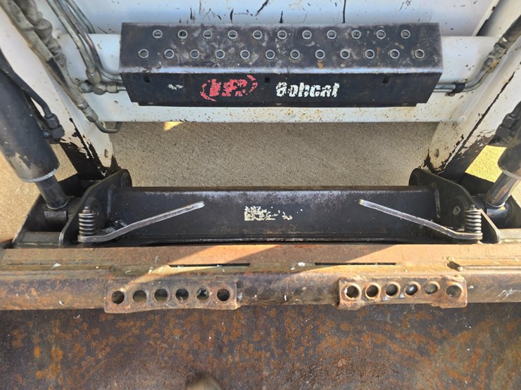 bobcat-873-image-10