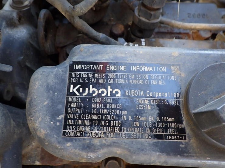 2006-kubota-rtv900-image-16