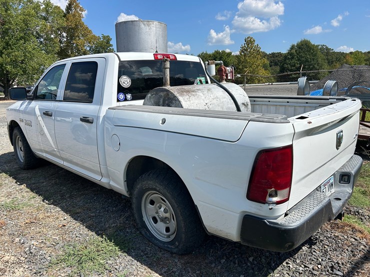 2014-dodge-1500-image-4