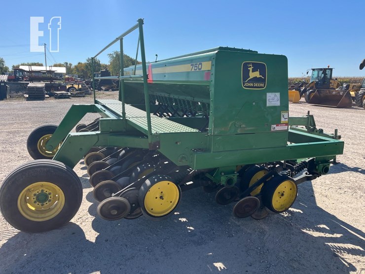 1990-john-deere-750-image-5