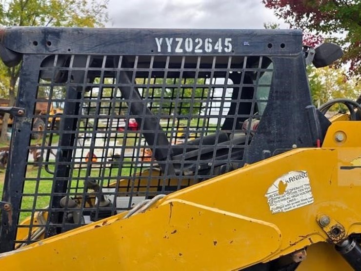 2012-caterpillar-259b3-image-13