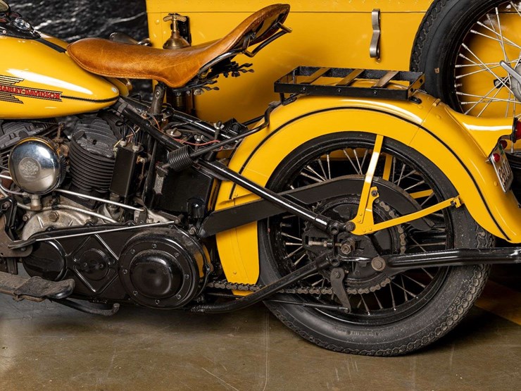 1938-harley-davidson-caterpillar-package-van-tribute-image-23