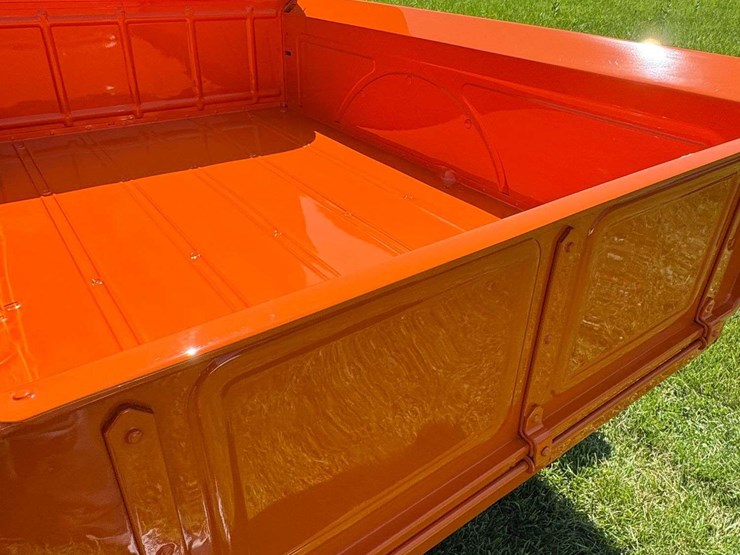 1933-ford-v8-roadster-pickup-image-109