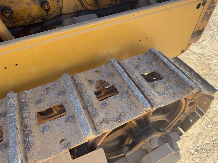 caterpillar-15-image-15