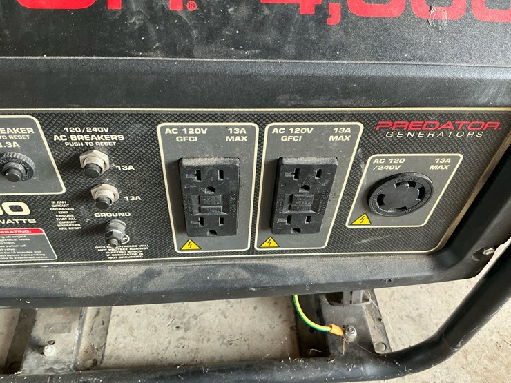 #106-•-predator-4000-peak-watt-portable-generator-image-7