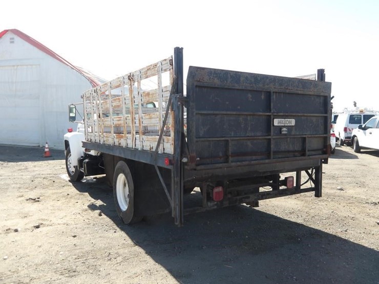 1993-ford-f700-image-4