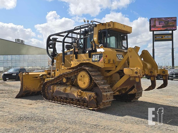 2019-caterpillar-d6t-xl-image-4