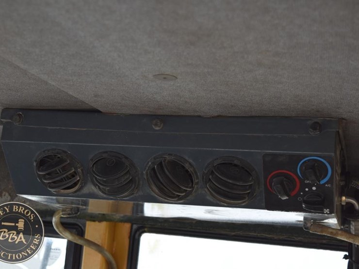 2001-volvo-a25c-image-40