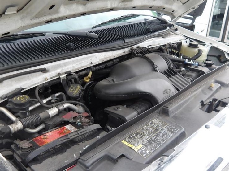2017-ford-e450-image-9