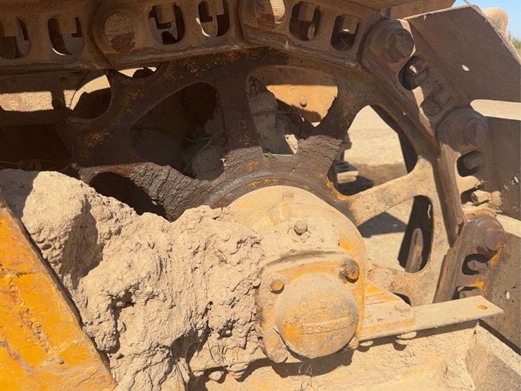 caterpillar-28-image-14
