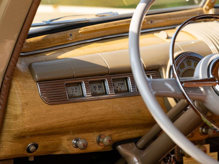 1947-ford-super-deluxe-woody-wagon-image-113
