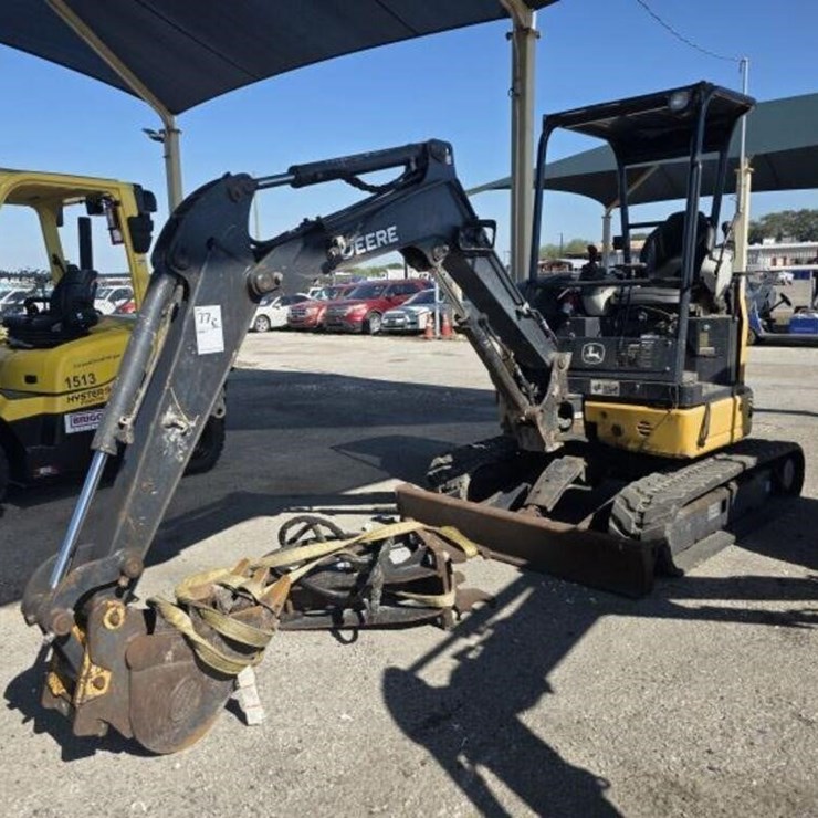 DEERE 26G