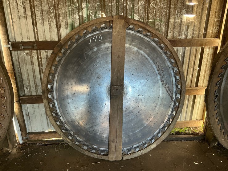 #140-•-56”-inserted-tooth-circular-saw-blade-image-1