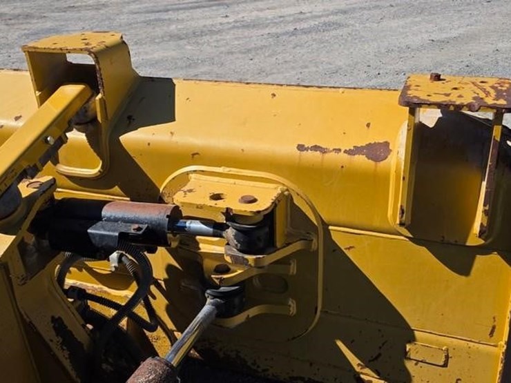 2021-caterpillar-d3-image-46