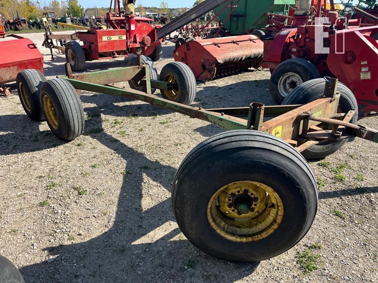 john-deere-1275-image-2