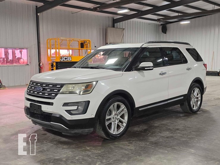 2016-ford-explorer-limited-image-1