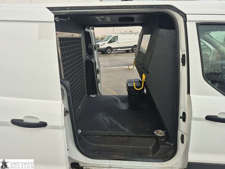 2014-ford-transit-connect-image-14