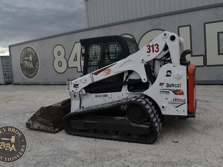 2019-bobcat-t770-image-14