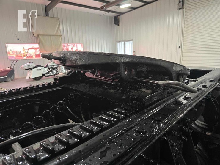 2009-kenworth-t800-image-21