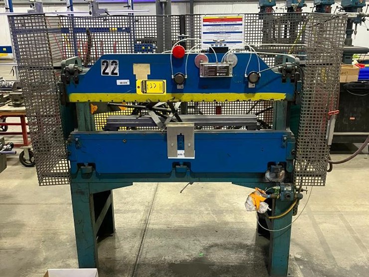 bantam-pneumatic-press-break,-60-psi-max.,-24-ton-max.,-1-3/4"-stroke-image-1
