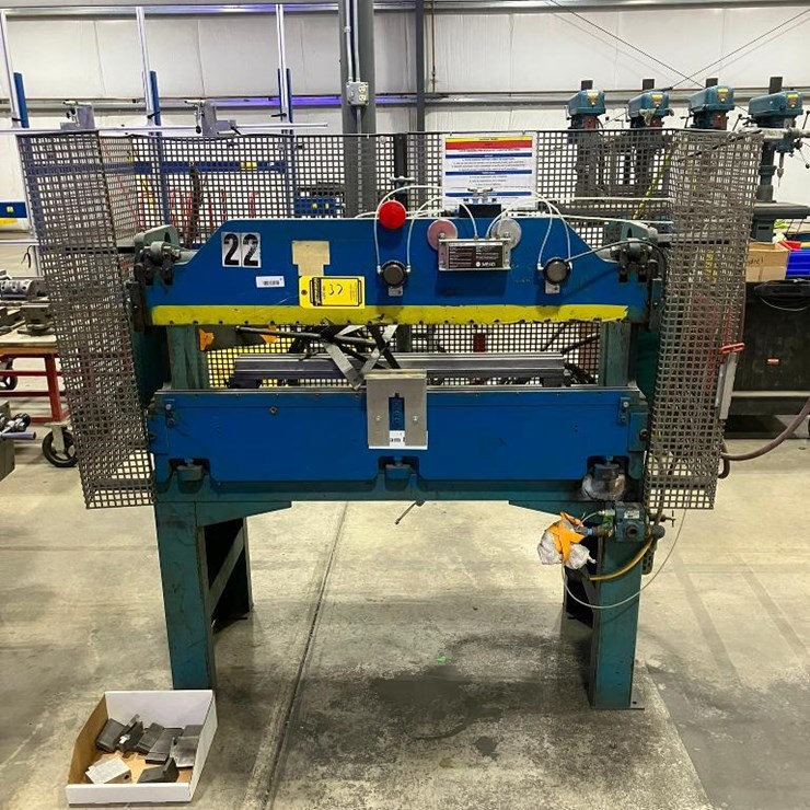 BANTAM PNEUMATIC PRESS BREAK, 60 PSI MAX., 24-TON MAX., 1-3/4" STROKE