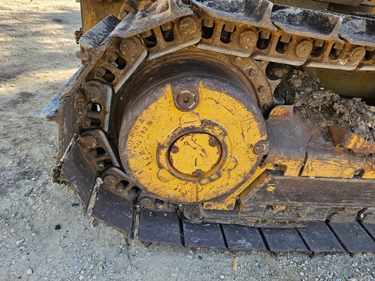 caterpillar-d3c-image-21
