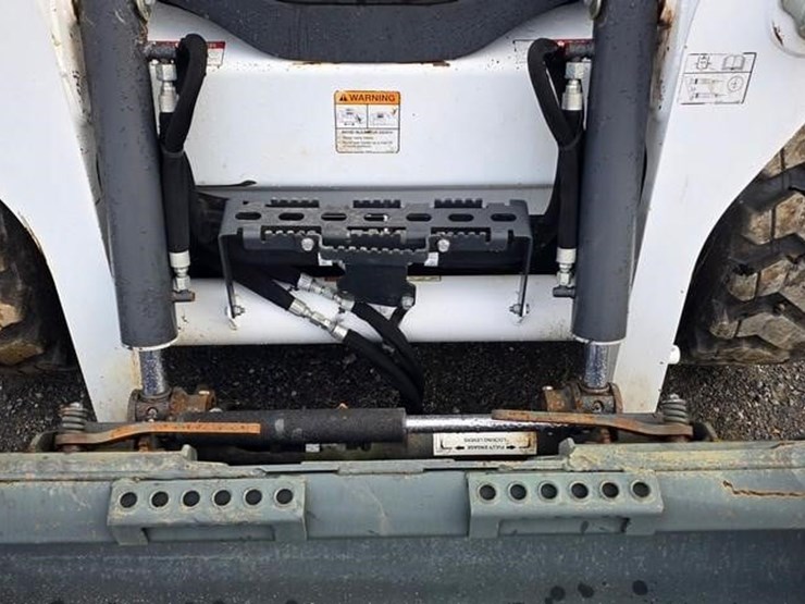 2018-bobcat-s550-image-35