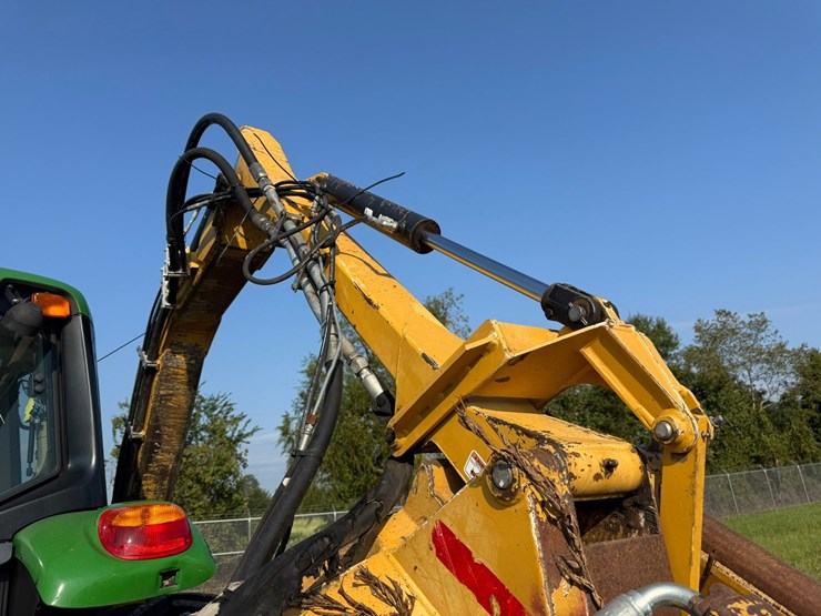 2017-john-deere-6110m-image-60