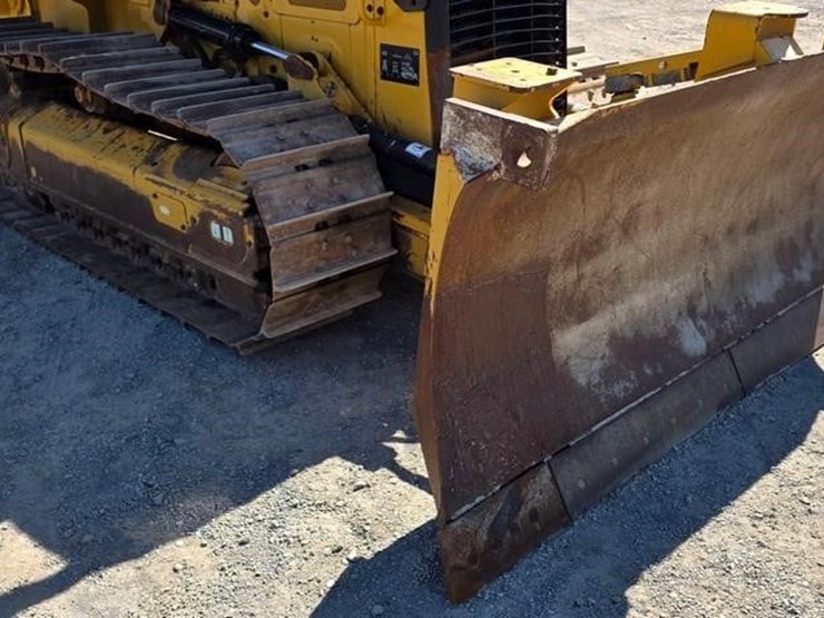 2021-caterpillar-d3-image-47