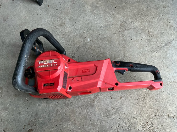 #114-•-milwaukee-m18-fuel-blower,-chainsaw-powerhead,-and-rapid-charger-image-11