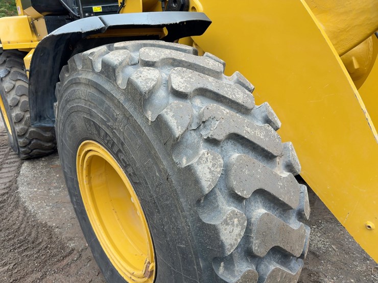 2020-caterpillar-938m-image-12