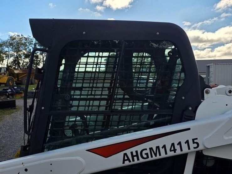 2018-bobcat-s550-image-28
