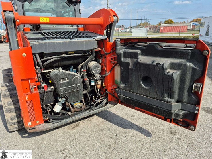 2018-kubota-ssv65-image-9