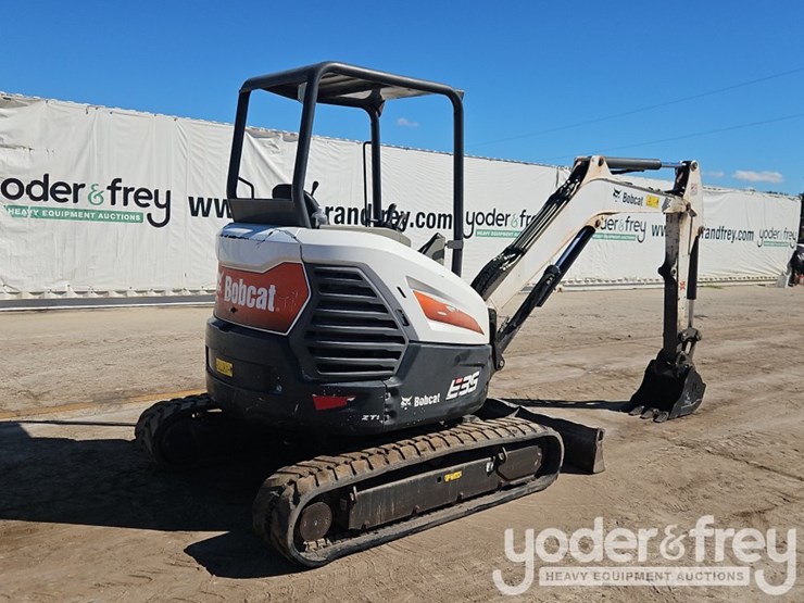 2019-bobcat-e35-image-4