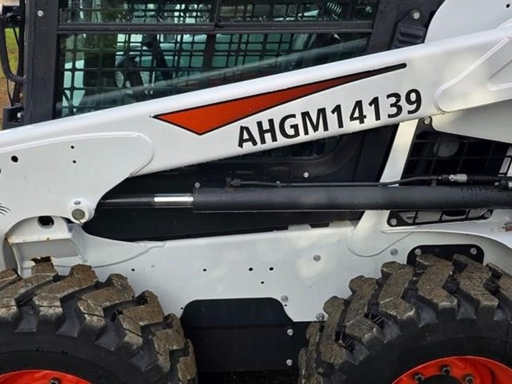 2018-bobcat-s550-image-27