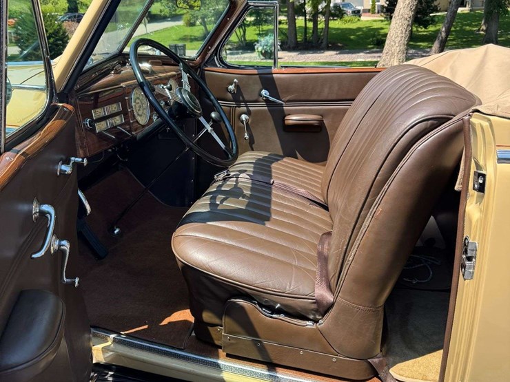 1937-cadillac-series-60-five-passenger-touring-sedan-image-38