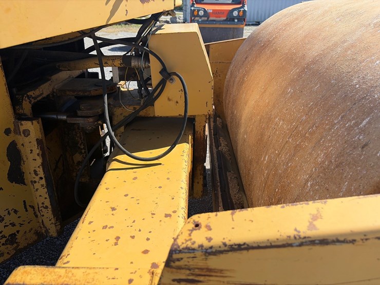 caterpillar-cs-431b-image-13