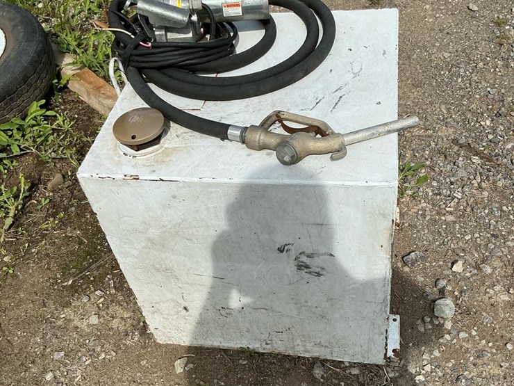 #185-•-steel-auxiliary-fuel-transfer-tank-with-gpi-150s-12v-electric-pump,-hose,-and-nozzle-image-3