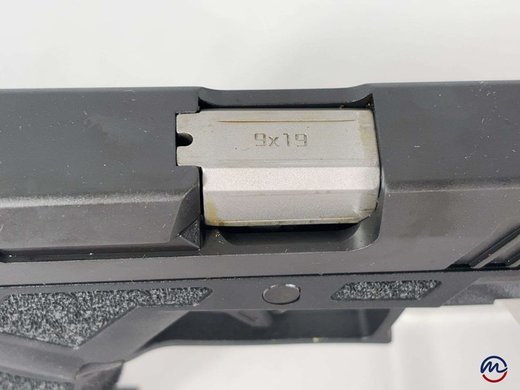 taurus-armas/-taurus-gx2-9x19-pistol-sn#-1gd29978,-2-total-mags,-manual,-in-original-box-image-7