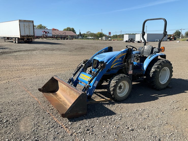 2010-new-holland-boomer-50-image-1