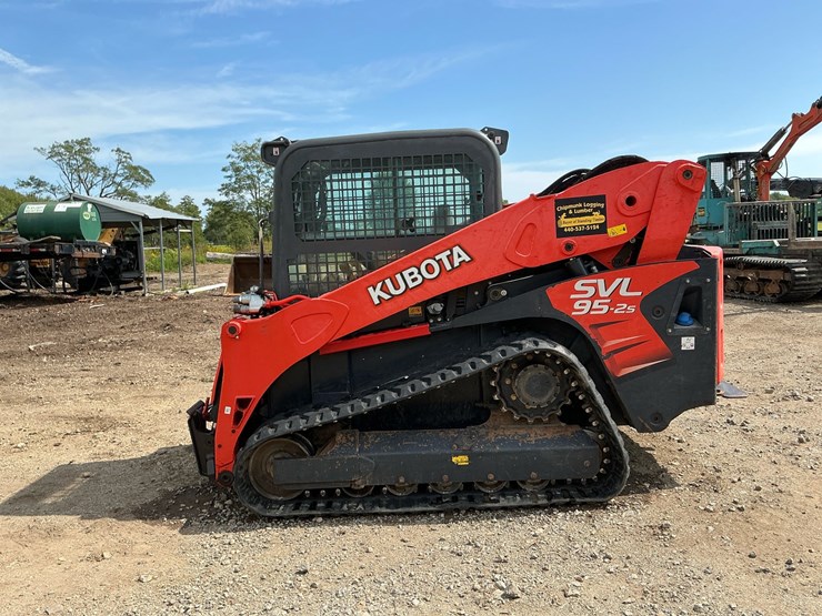 2018-kubota-svl95-2s-image-2