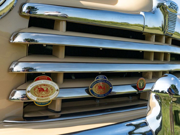 1947-ford-super-deluxe-woody-wagon-image-98