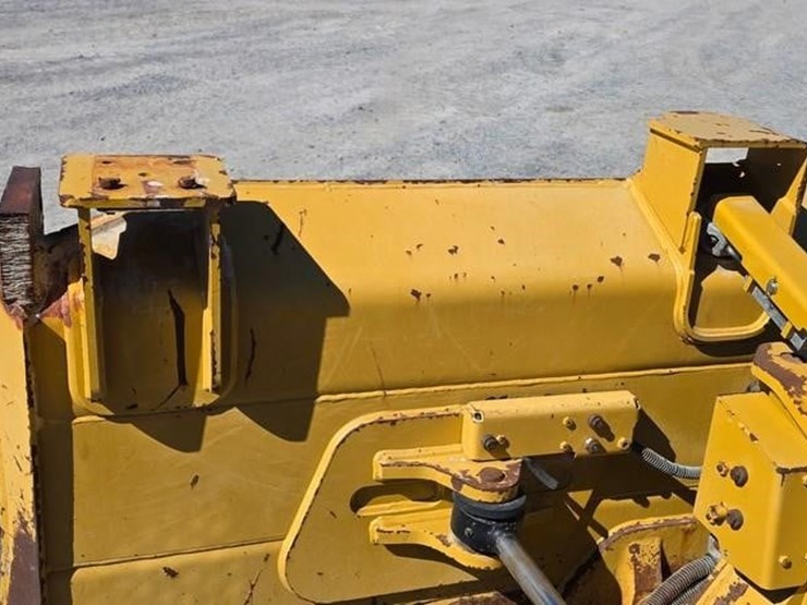 2021-caterpillar-d3-image-11