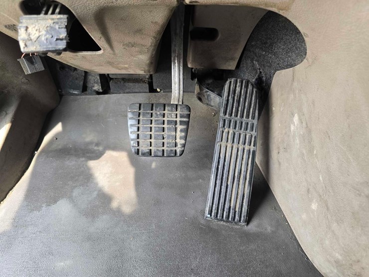 2018-freightliner-cascadia-125-image-13